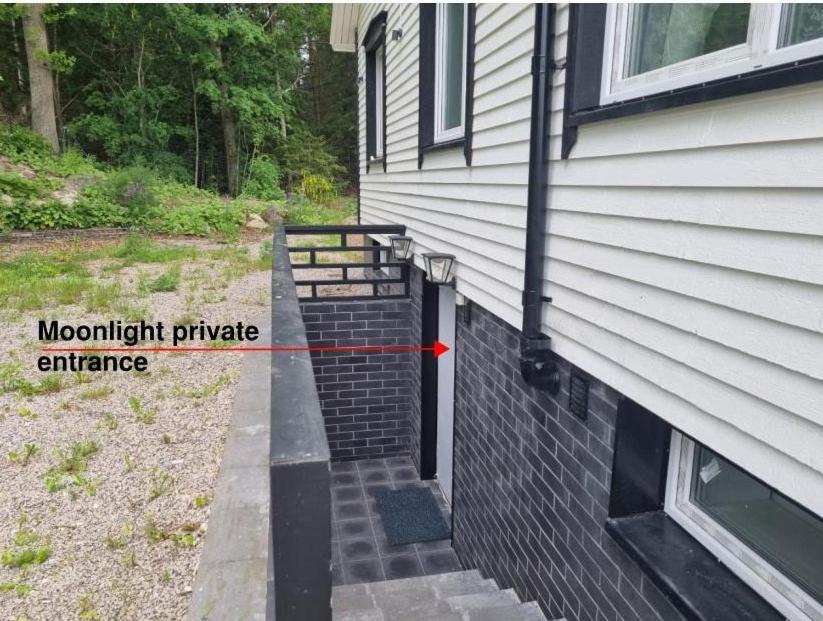 Appartement Moonlight - Trevlig Kallarlagenhet à Broby Extérieur photo